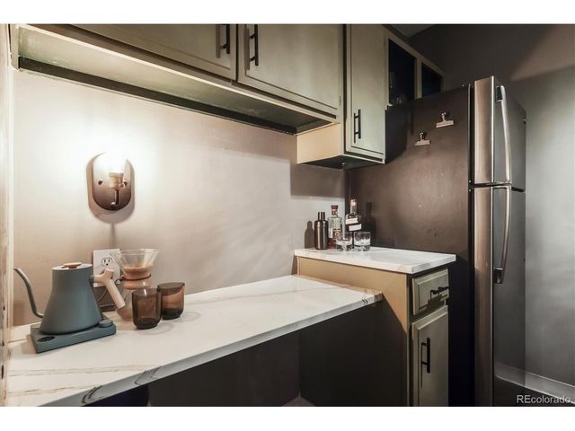 1255 N Ogden St 205, Denver, CO 80218