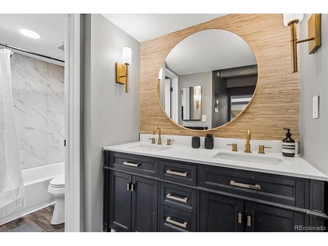 1255 N Ogden St 205, Denver, CO 80218