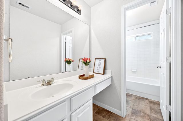 2719 Halcyon Time Trail, Houston, TX 77045
