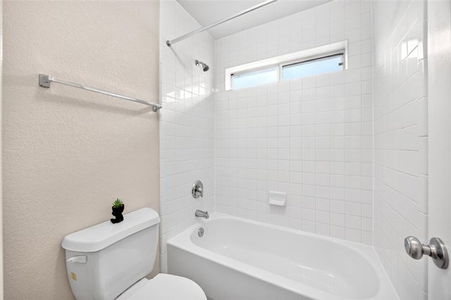 2719 Halcyon Time Trail, Houston, TX 77045