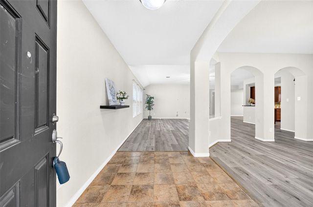 2719 Halcyon Time Trail, Houston, TX 77045