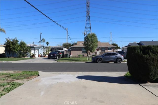 15317 Carfax, Bellflower, CA 90706