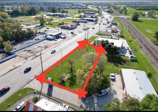 2422-2436 S Main Street, Pearland, TX 77581