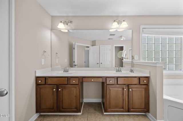 9421 Philbeck Lane, Wake Forest, NC 27587