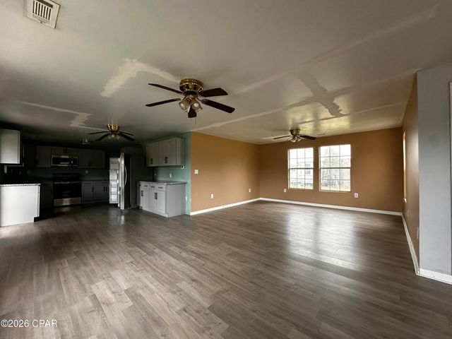 7951 Old Spanish Trail, Sneads, FL 32460