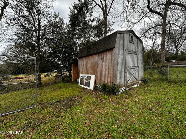 7951 Old Spanish Trail, Sneads, FL 32460