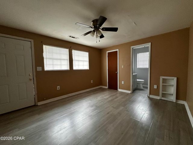 7951 Old Spanish Trail, Sneads, FL 32460