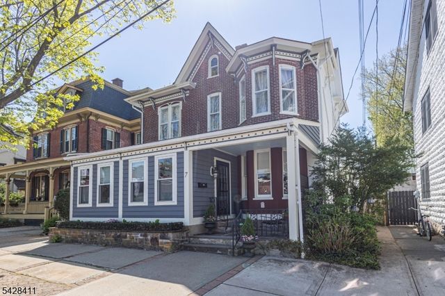 7 York St, Lambertville City, NJ 08530