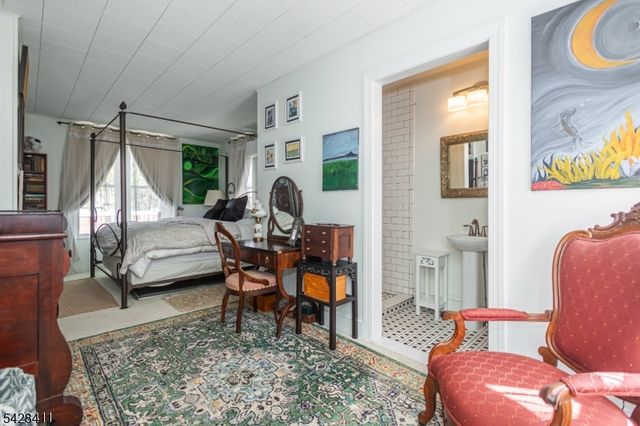 7 York St, Lambertville City, NJ 08530