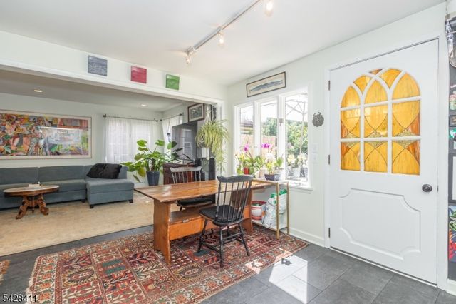 7 York St, Lambertville City, NJ 08530