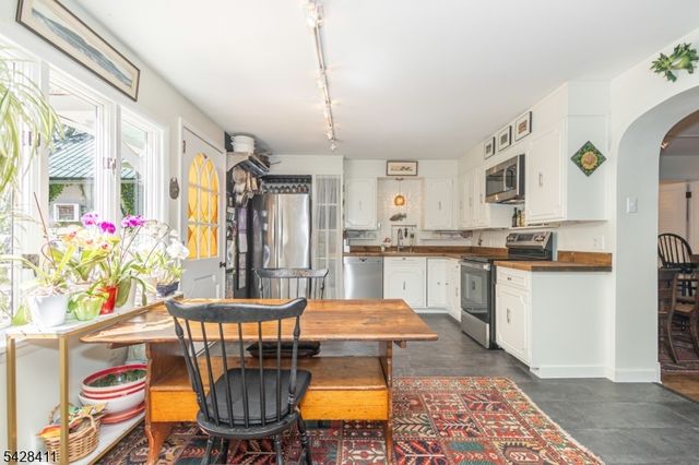 7 York St, Lambertville City, NJ 08530