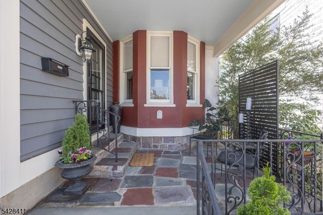 7 York St, Lambertville City, NJ 08530