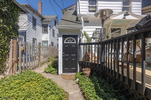 7 York St, Lambertville City, NJ 08530