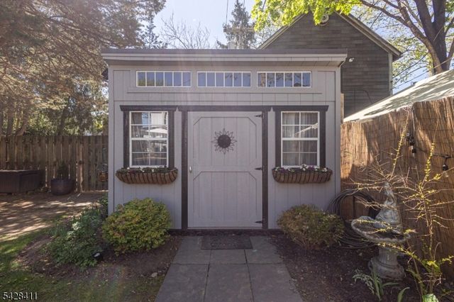 7 York St, Lambertville City, NJ 08530