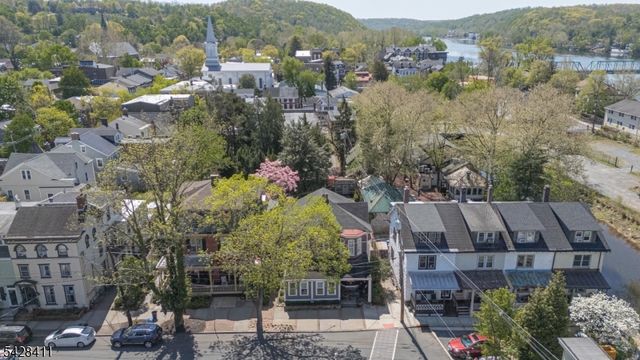 7 York St, Lambertville City, NJ 08530