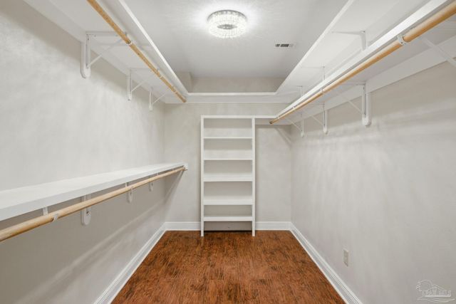 556 Tara Rd, Cantonment, FL 32533