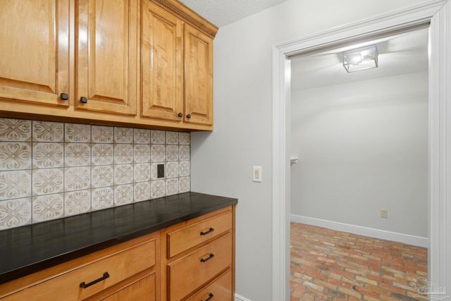 556 Tara Rd, Cantonment, FL 32533