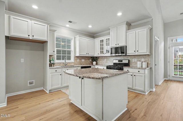 1787 Hammocks Beach Trail, Apex, NC 27502