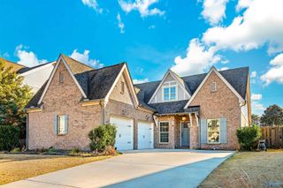 121 Walking Trail Way, Madison, AL 35758