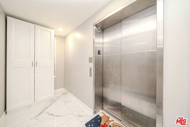 4925 Wilshire Boulevard 302, Los Angeles, CA 90010