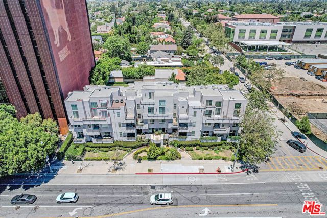 4925 Wilshire Boulevard 302, Los Angeles, CA 90010