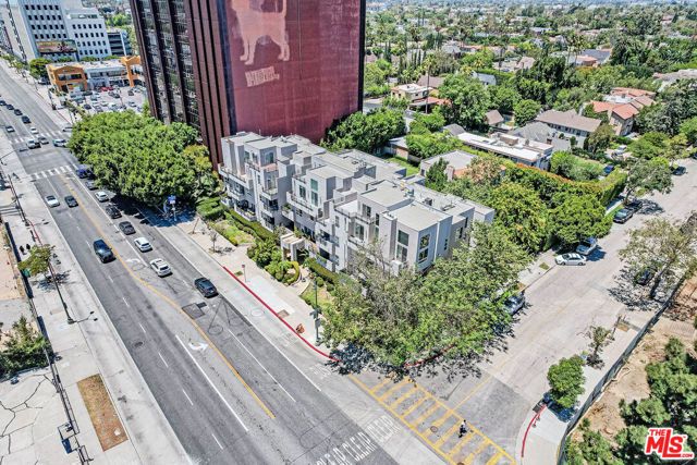 4925 Wilshire Boulevard 302, Los Angeles, CA 90010