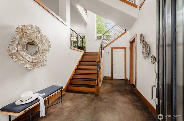 10644 Bartlett Avenue NE, Seattle, WA 98125