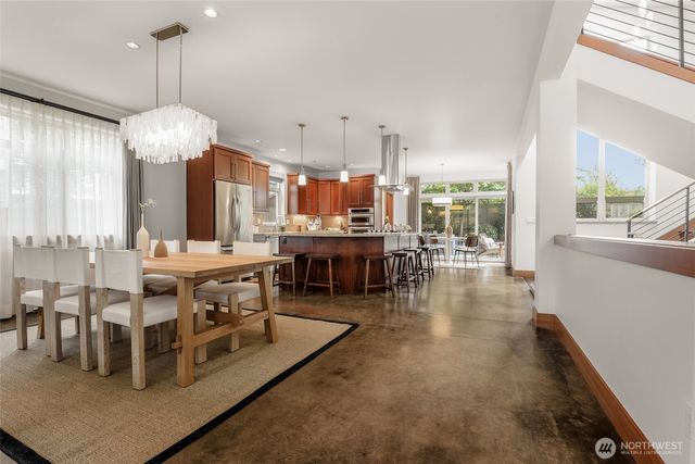 10644 Bartlett Avenue NE, Seattle, WA 98125