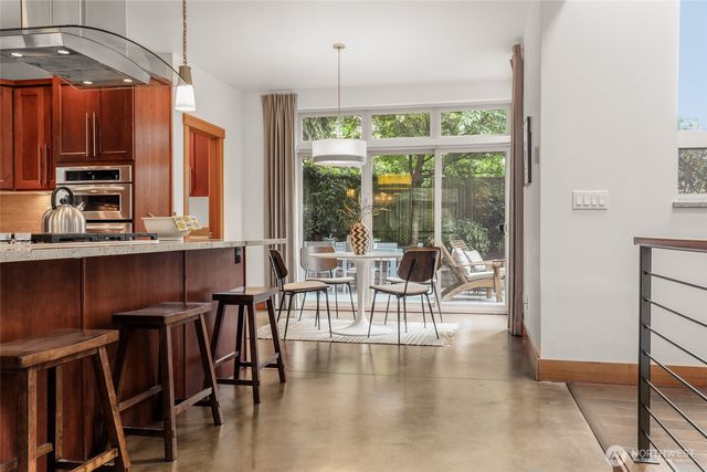 10644 Bartlett Avenue NE, Seattle, WA 98125