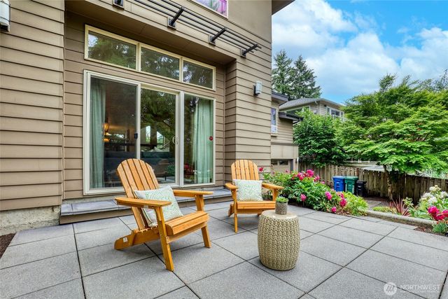 10644 Bartlett Avenue NE, Seattle, WA 98125
