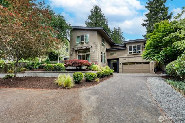 10644 Bartlett Avenue NE, Seattle, WA 98125
