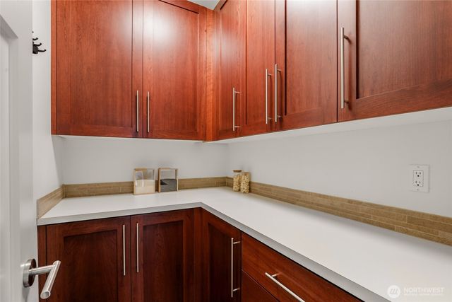 10644 Bartlett Avenue NE, Seattle, WA 98125