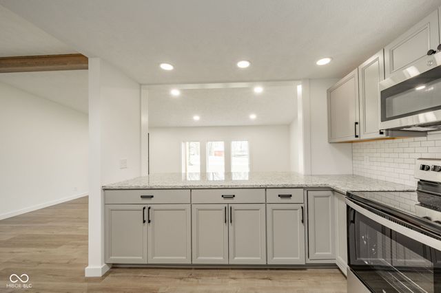 1076 E County Road 650 N, New Castle, IN 47362