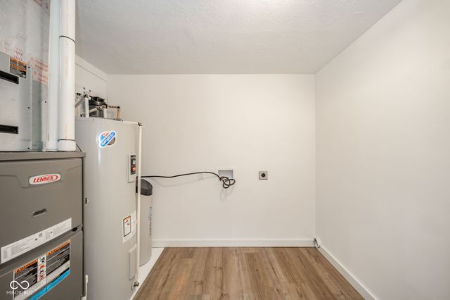 1076 E County Road 650 N, New Castle, IN 47362