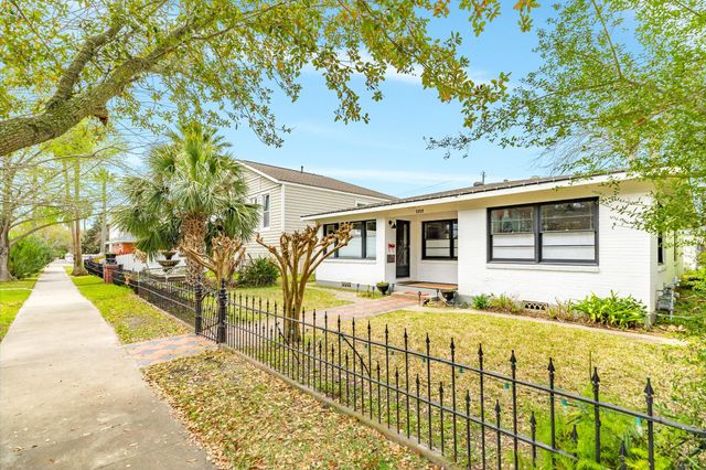 1212 Ball, Galveston, TX 77550