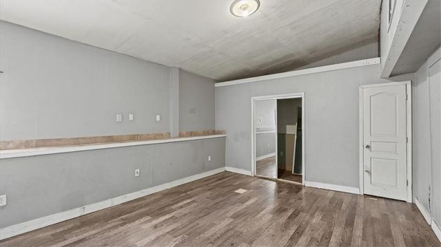 2412 Stewart Avenue, Kansas City, KS 66104