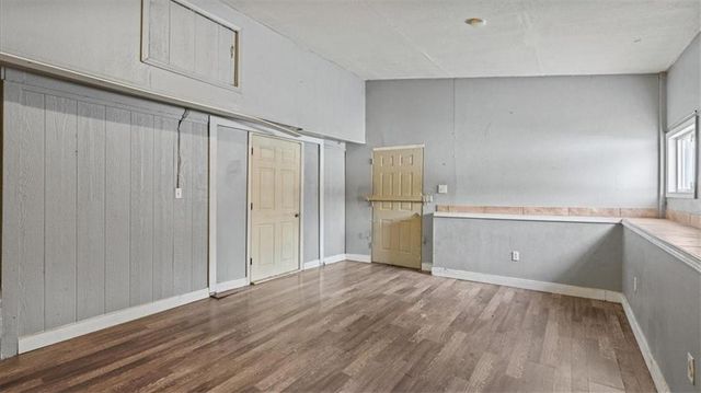 2412 Stewart Avenue, Kansas City, KS 66104