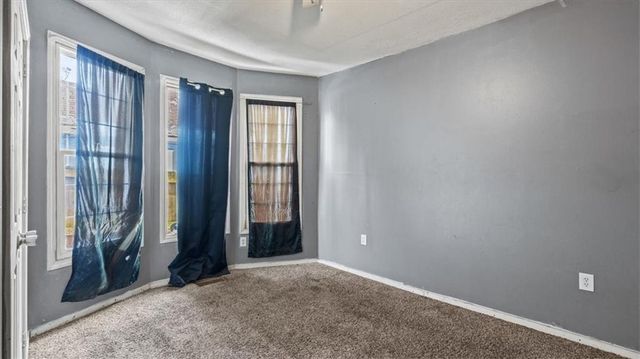 2412 Stewart Avenue, Kansas City, KS 66104