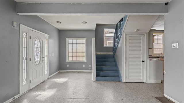 2412 Stewart Avenue, Kansas City, KS 66104