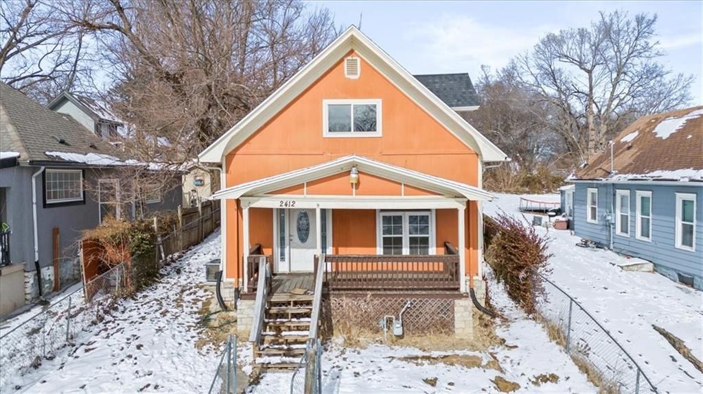 2412 Stewart Avenue, Kansas City, KS 66104