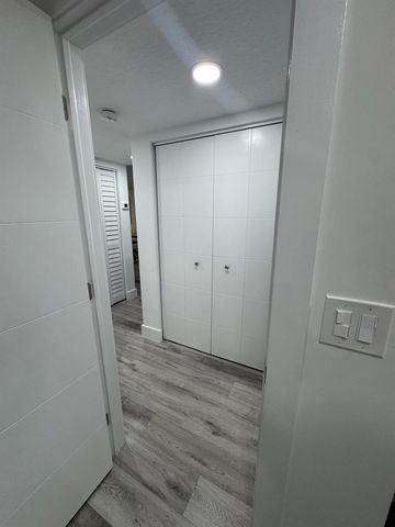 5951 Regal Glen Drive 103, Boynton Beach, FL 33437