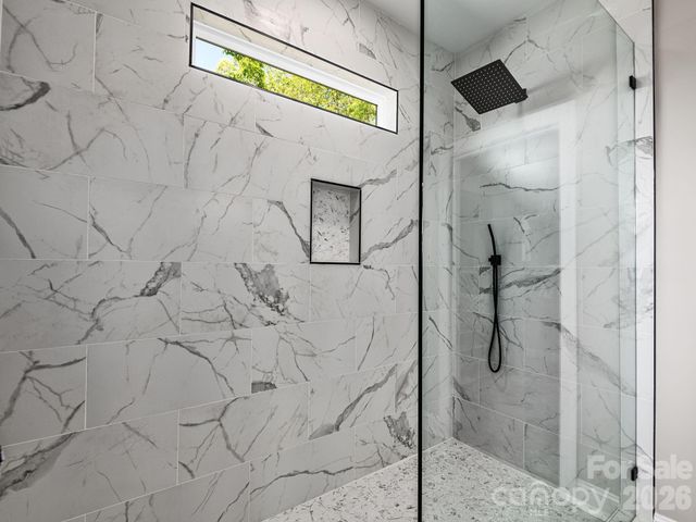 636 Crystal Heights Drive, Hendersonville, NC 28739