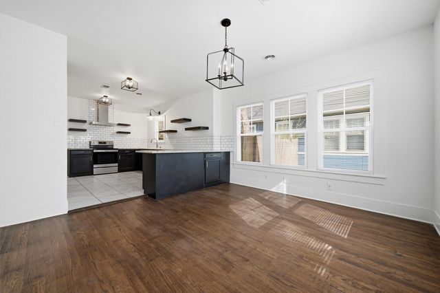 904 N Woods Street, Sherman, TX 75092