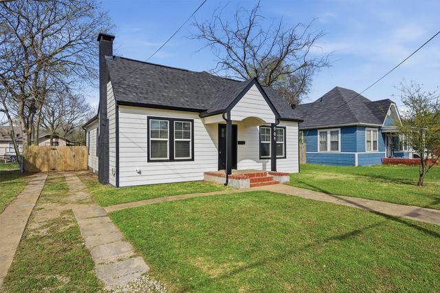 904 N Woods Street, Sherman, TX 75092