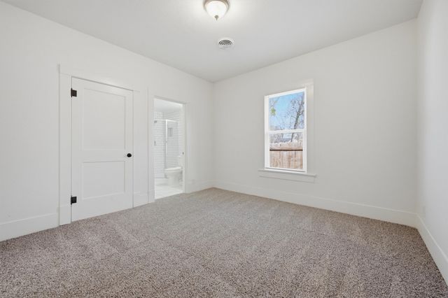 904 N Woods Street, Sherman, TX 75092