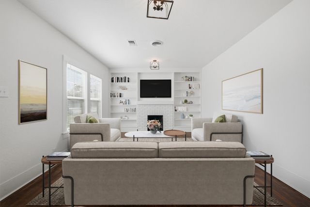 904 N Woods Street, Sherman, TX 75092