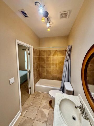 1204 Baywood Rd, Dothan, AL 36305