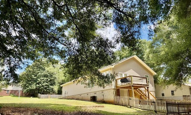 1204 Baywood Rd, Dothan, AL 36305