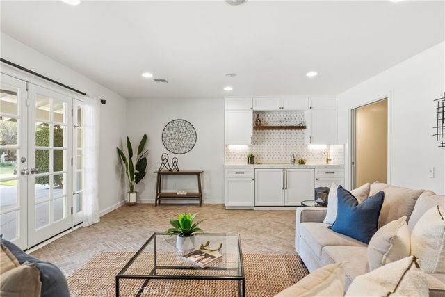 12669 Valley View Lane, Redlands, CA 92373