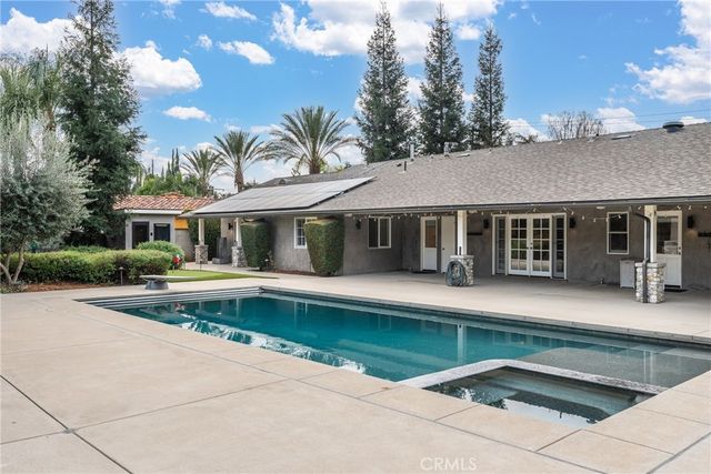 12669 Valley View Lane, Redlands, CA 92373